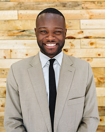 A man in a suit and tie