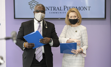 Johnson C. Smith University President Clarence D. Armbrister with Central Piedmont President Deitemeyer at JCSU Connect signing event