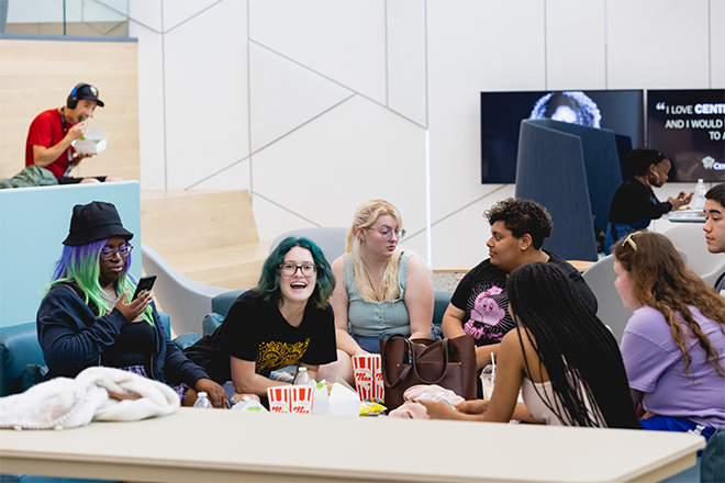 A group of students sharing snacks in the Parr Center