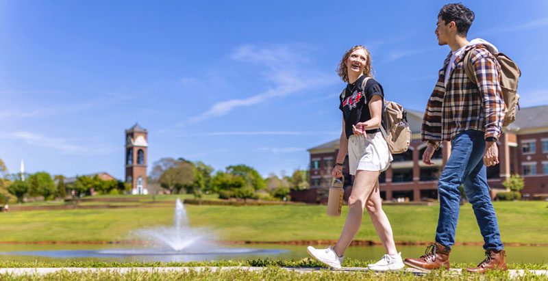 Two students at Gardner-Webb University
