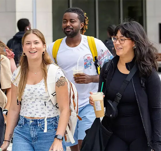 Students outside of the Parr Center on Central Piedmont's Central Campus