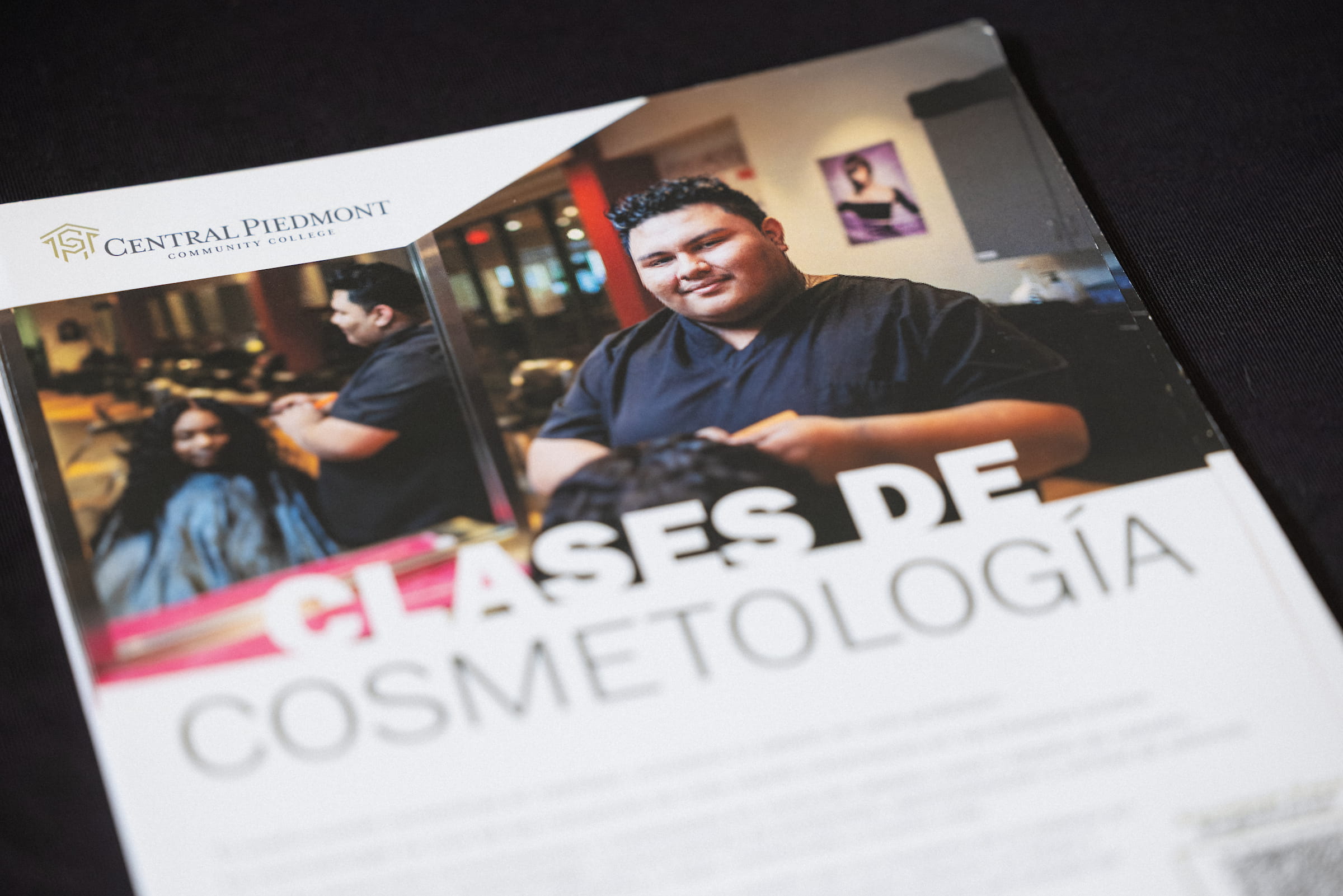 Spanish-language cosmetology classes brochure