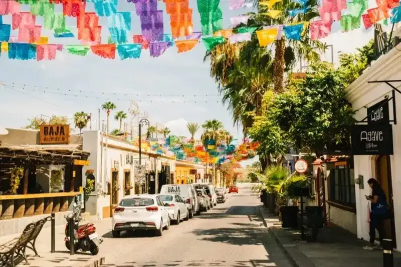 Street view of a city in Costa Rica, which is one of Central Piedmont's study abroad destinations